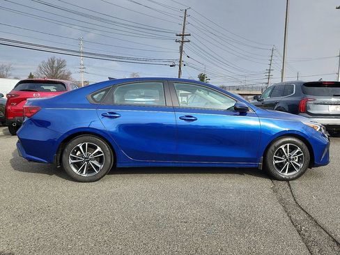 Certified 2023 Kia Forte LXS w/ LXS Technology Package image 7