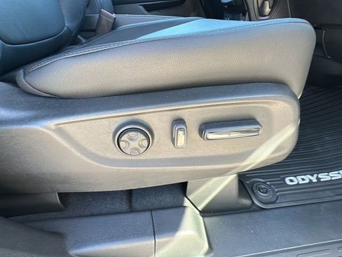 New 2026 Honda Odyssey EX-L image 25