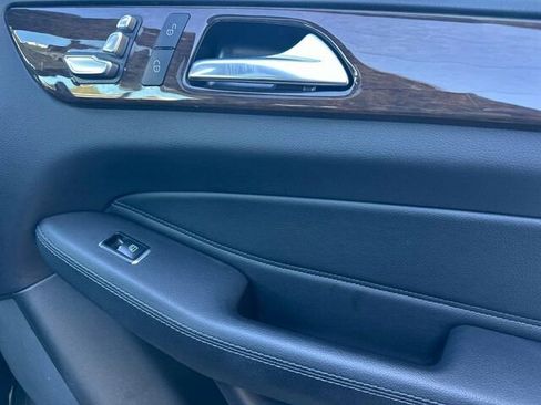 Used 2016 Mercedes-Benz GLE 300d 4MATIC image 22