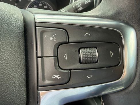 Used 2024 Chevrolet Blazer LT FWD image 20