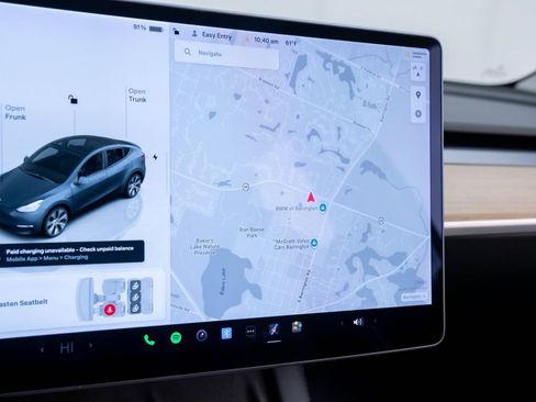 Used 2023 Tesla Model Y Long Range image 28