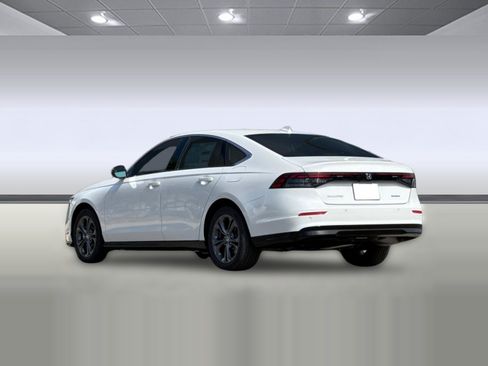 New 2026 Honda Accord EX-L image 3