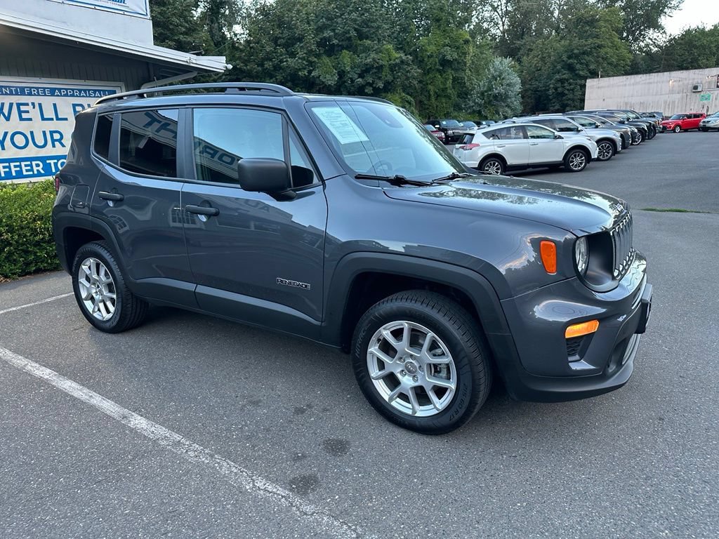 Used 2021 Jeep Renegade Sport w/ Sport Appearance Group AWD/4WD image 3