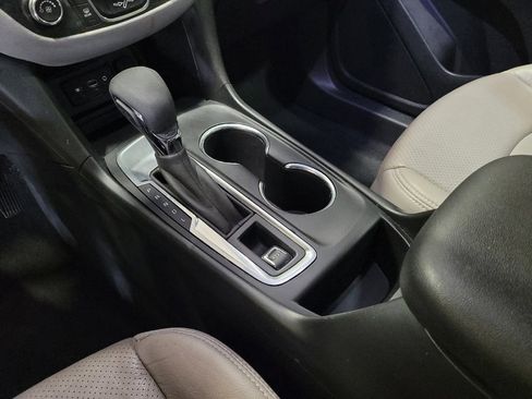 Used 2020 Chevrolet Equinox LS w/ LS Convenience Package FWD image 26