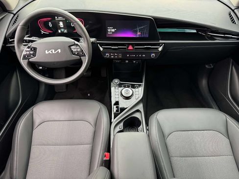 Certified 2024 Kia Niro EX w/ EX Cold Weather Package FWD image 14