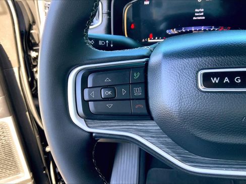 Used 2022 Jeep Wagoneer Series II image 18