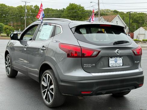 Used 2018 Nissan Rogue Sport SL w/ SL Premium Package AWD/4WD image 7