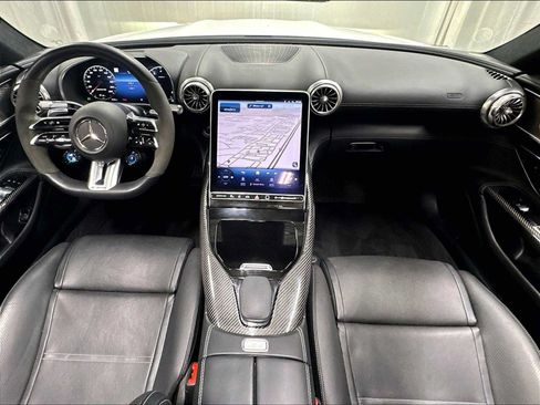 Used 2022 Mercedes-Benz SL 63 AMG 4MATIC image 16
