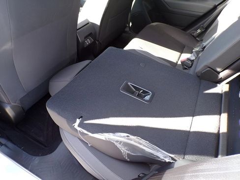 Certified 2025 Subaru Crosstrek 2.0i Premium image 14