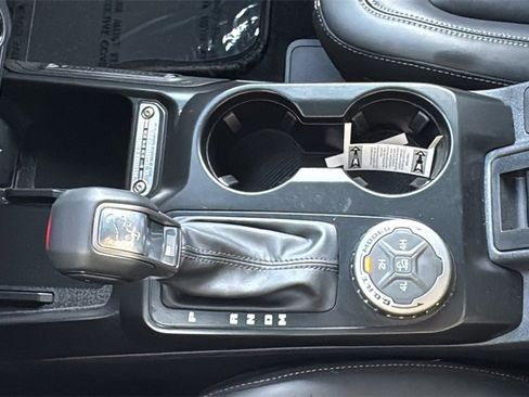 Certified 2025 Ford Bronco Outer Banks image 16