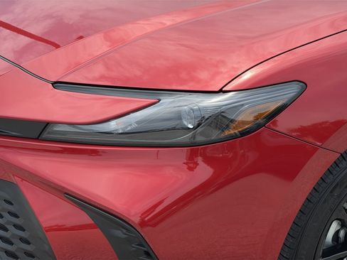 Used 2026 Toyota Camry SE FWD image 6