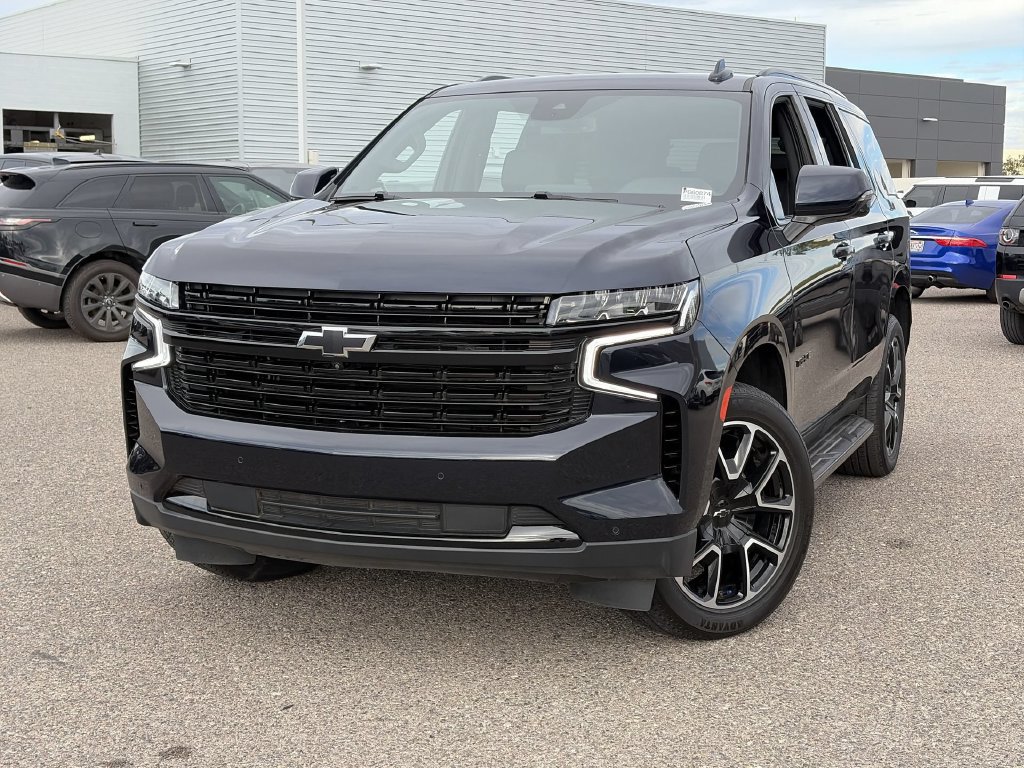 Used 2024 Chevrolet Tahoe RST w/ Luxury Package AWD/4WD image 4