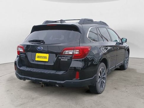 Used 2017 Subaru Outback 2.5i Limited AWD/4WD image 5