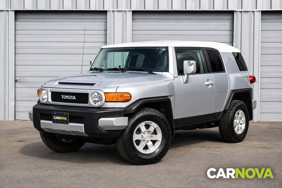 Used 2008 Toyota FJ Cruiser 4WD w/ Convenience Pkg image 1