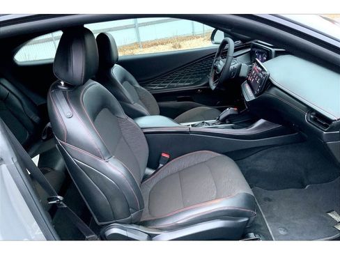 Used 2025 Dodge Charger R/T w/ Quick Order Package 25M R/T image 8