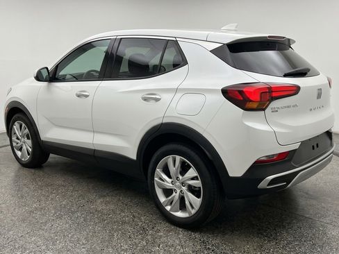 Used 2025 Buick Encore GX Preferred AWD/4WD image 6