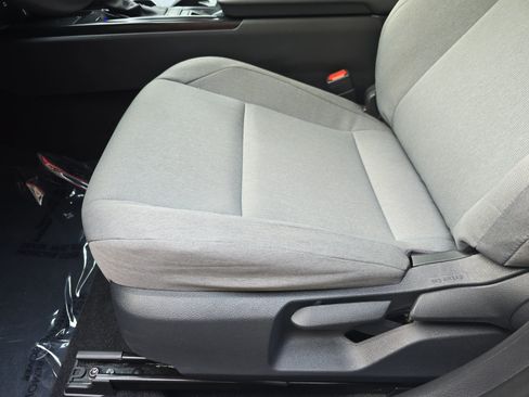 Used 2026 Toyota Camry LE FWD image 27