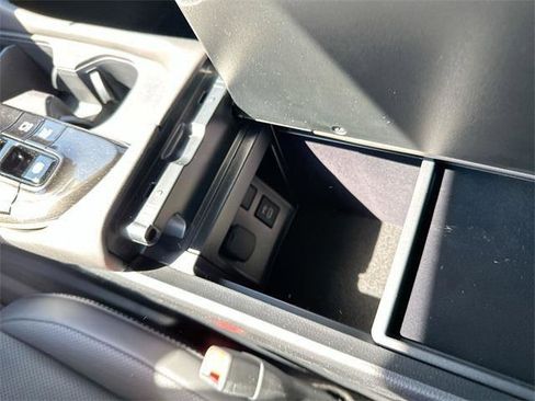 Certified 2025 Toyota Crown Nightshade image 21