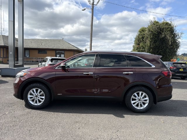 Used 2020 Kia Sorento LX w/ LX I4 Convenience Package AWD/4WD image 2