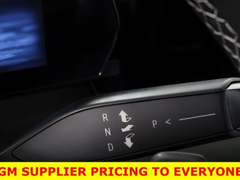 New 2026 Chevrolet Traverse LT w/ Midnight/Sport Edition image 16