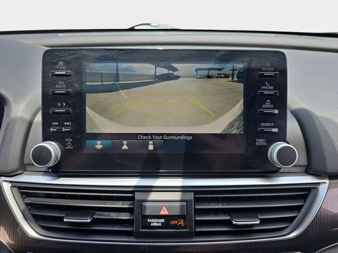 Used 2019 Honda Accord Sport image 25
