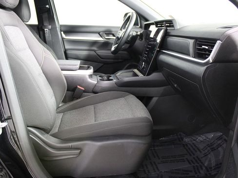 Used 2025 GMC Terrain Elevation image 11