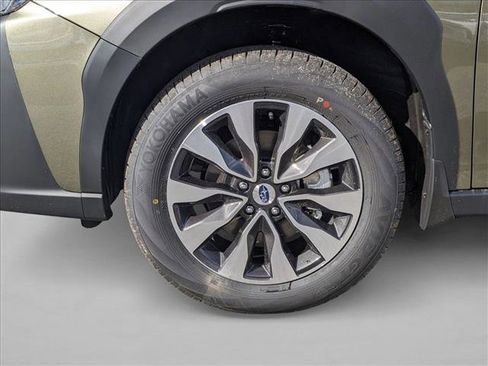 New 2025 Subaru Outback Limited image 9