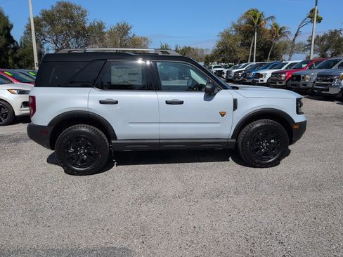New 2026 Ford Bronco Sport Badlands w/ Sasquatch Badlands Package AWD/4WD image 2