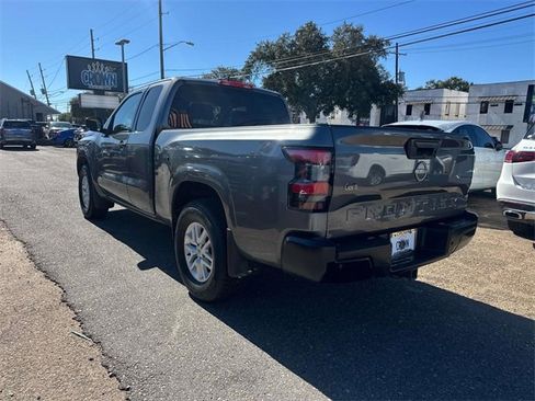 Used 2022 Nissan Frontier S w/ Technology Package image 9