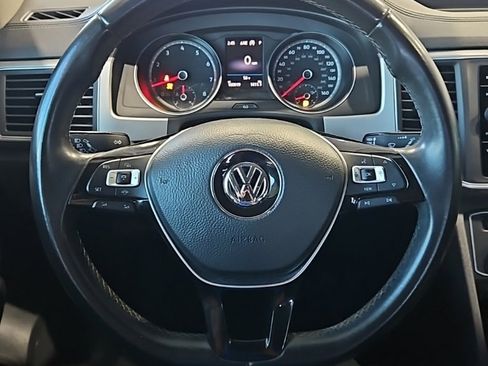 Used 2019 Volkswagen Atlas SE image 35