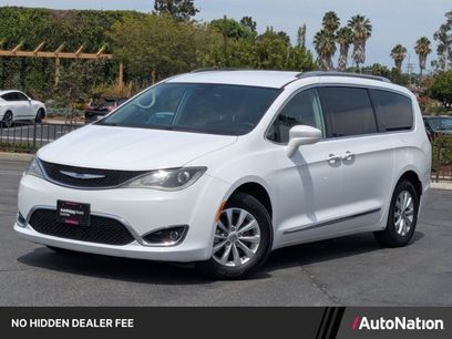 Used 2018 Chrysler Pacifica Touring-L