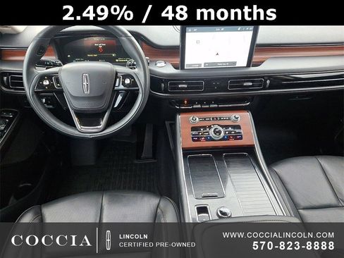 Certified 2023 Lincoln Aviator Reserve w/ Equipment Group 201A image 12