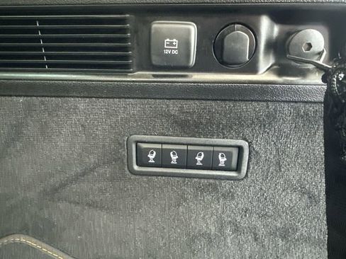 Used 2024 Jeep Grand Wagoneer Series III w/ Rear Seat Video Group 1 AWD/4WD image 17