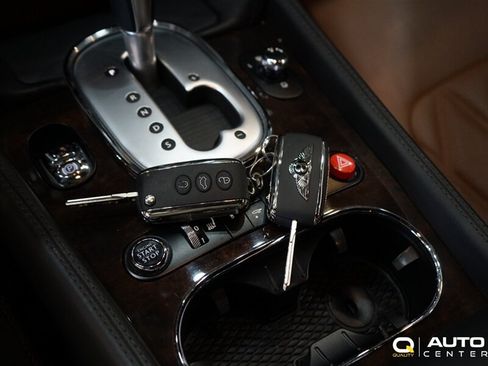 Used 2013 Bentley Continental GT AWD/4WD image 27