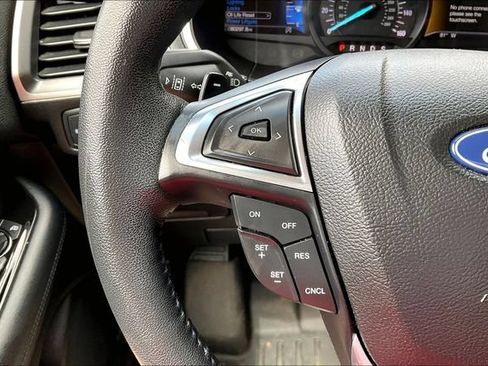 Used 2020 Ford Edge SEL w/ Convenience Package AWD/4WD image 16