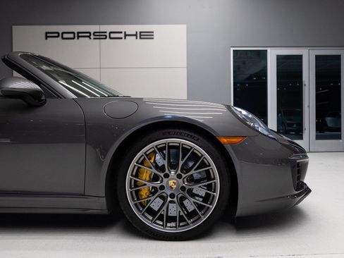 Certified 2018 Porsche 911 Carrera 4S AWD/4WD image 13