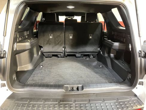 Used 2025 Toyota 4Runner SR5 image 30