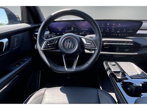 Used 2026 Buick Enclave Sport Touring AWD/4WD image 8