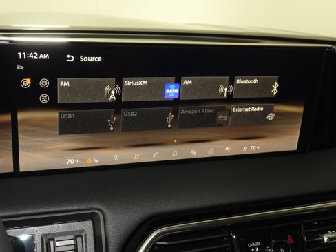 Used 2025 Nissan Armada Platinum Reserve image 29