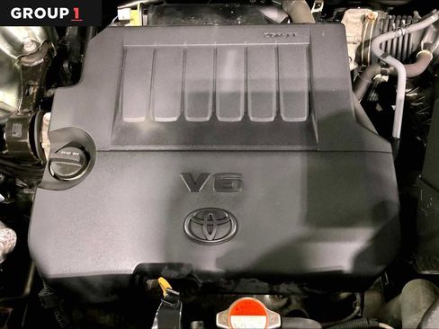 Used 2016 Toyota Highlander Limited Platinum image 32