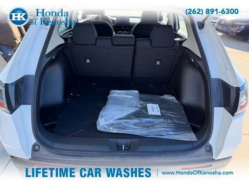 Used 2024 Honda HR-V LX image 7