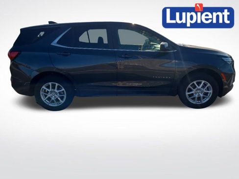 Used 2023 Chevrolet Equinox LT AWD/4WD image 3