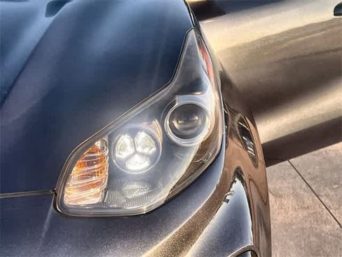 Used 2022 Kia Sportage LX image 24