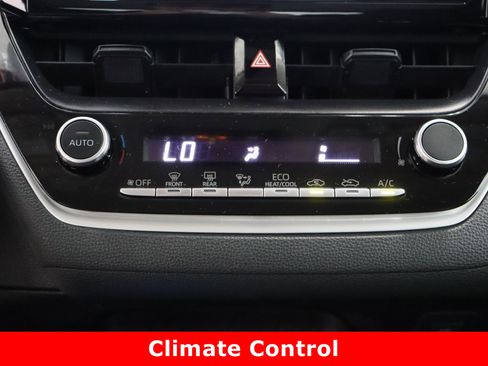 Certified 2025 Toyota Corolla LE image 18