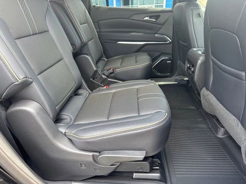 New 2026 Chevrolet Traverse High Country w/ LPO, Floor Liner Package FWD image 16
