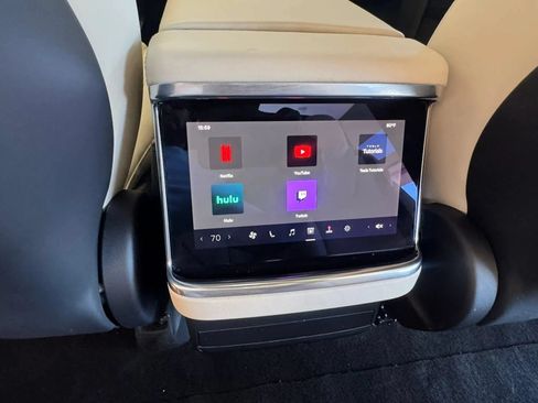 Used 2022 Tesla Model X AWD/4WD image 26