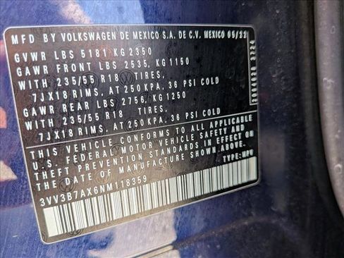 Used 2022 Volkswagen Tiguan SE FWD image 24