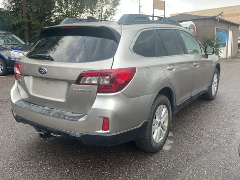 Used 2016 Subaru Outback 2.5i Premium AWD/4WD image 6