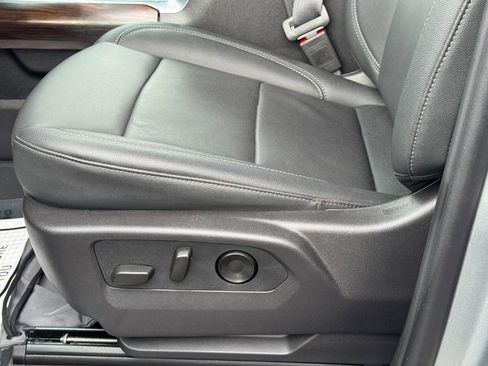 Used 2024 GMC Sierra 1500 SLT w/ SLT Premium Plus Package image 27