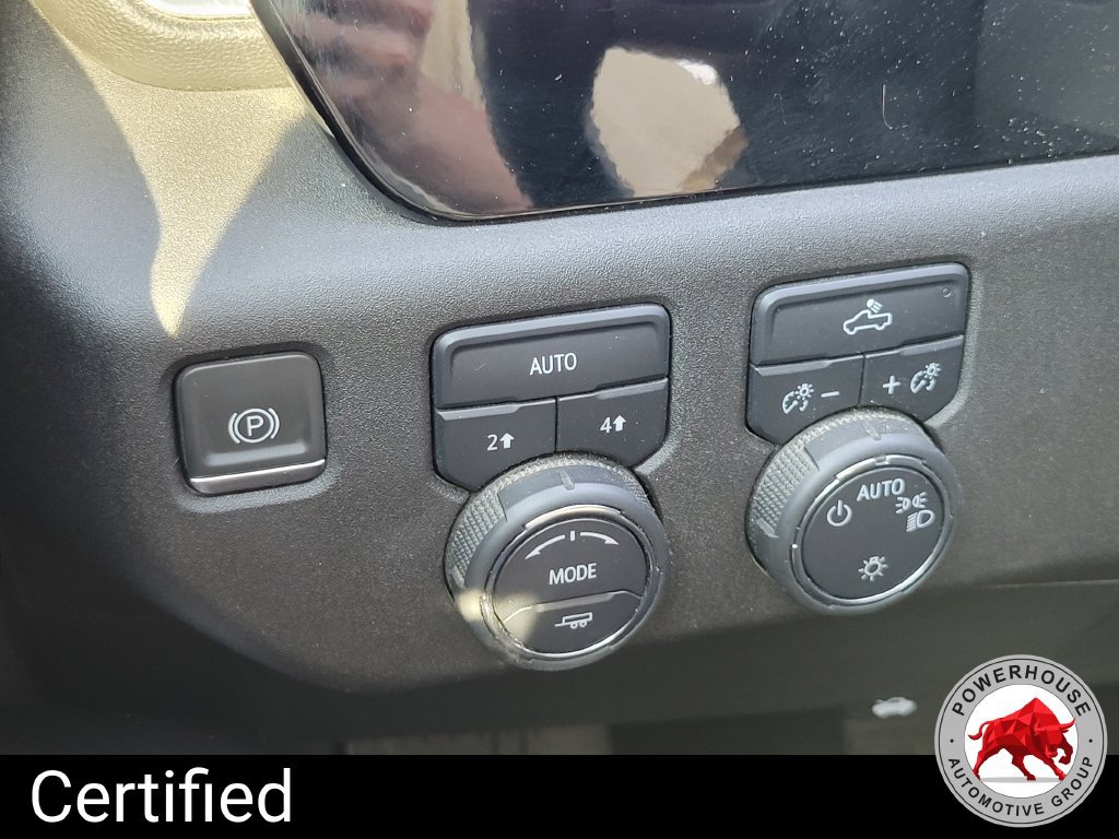 Used 2024 Chevrolet Silverado 1500 LT AWD/4WD image 28